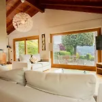 Petrarca, Luxury With Spectacular Views On Orta Pella