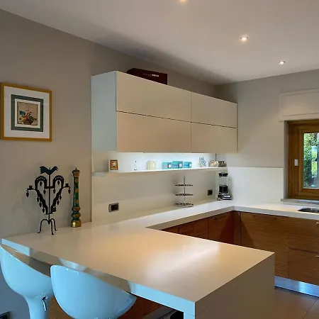 Petrarca, Luxury With Spectacular Views On Orta Vila