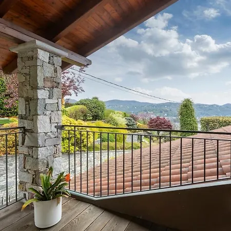Petrarca, Luxury With Spectacular Views On Orta Villa *