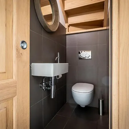 Petrarca, Luxury With Spectacular Views On Orta Villa Pella