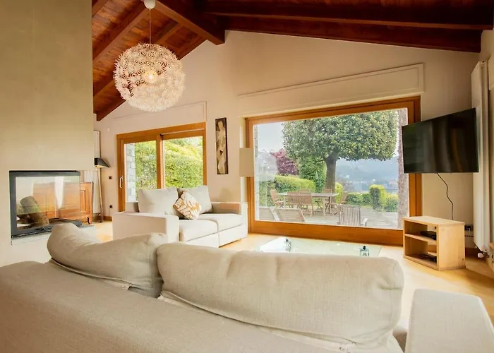 Petrarca, Luxury With Spectacular Views On Orta Pella