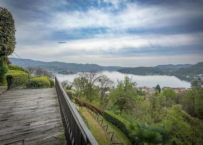Petrarca, Luxury With Spectacular Views On Orta Villa Pella