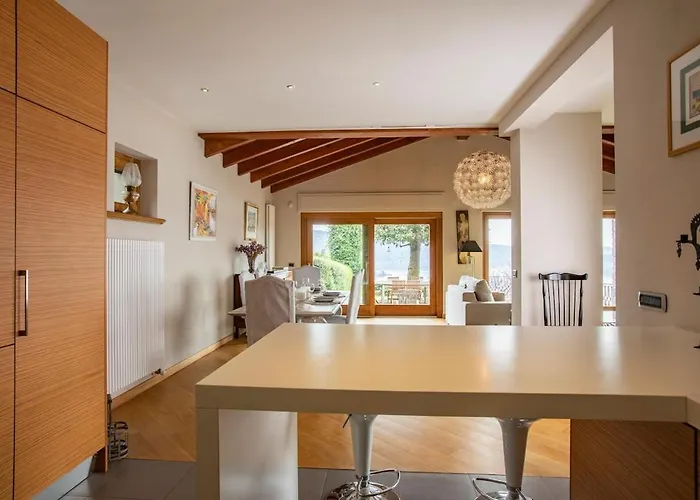 Villa Petrarca, Luxury With Spectacular Views On Orta *